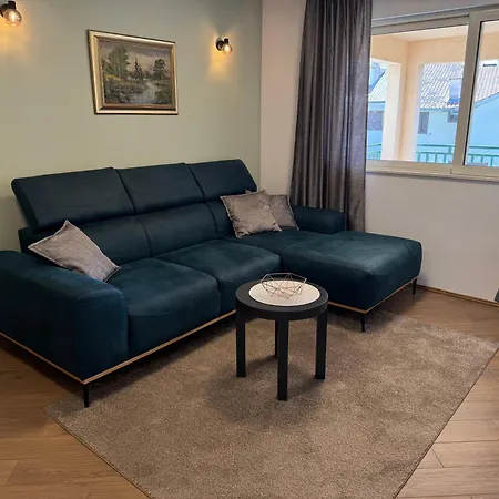 Apartment Garden View Makarska